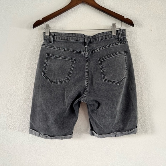 Gray Button Fly Asymmetrical Zip Long Shorts print Floral Modern Street Med NEW - Picture 12 of 13